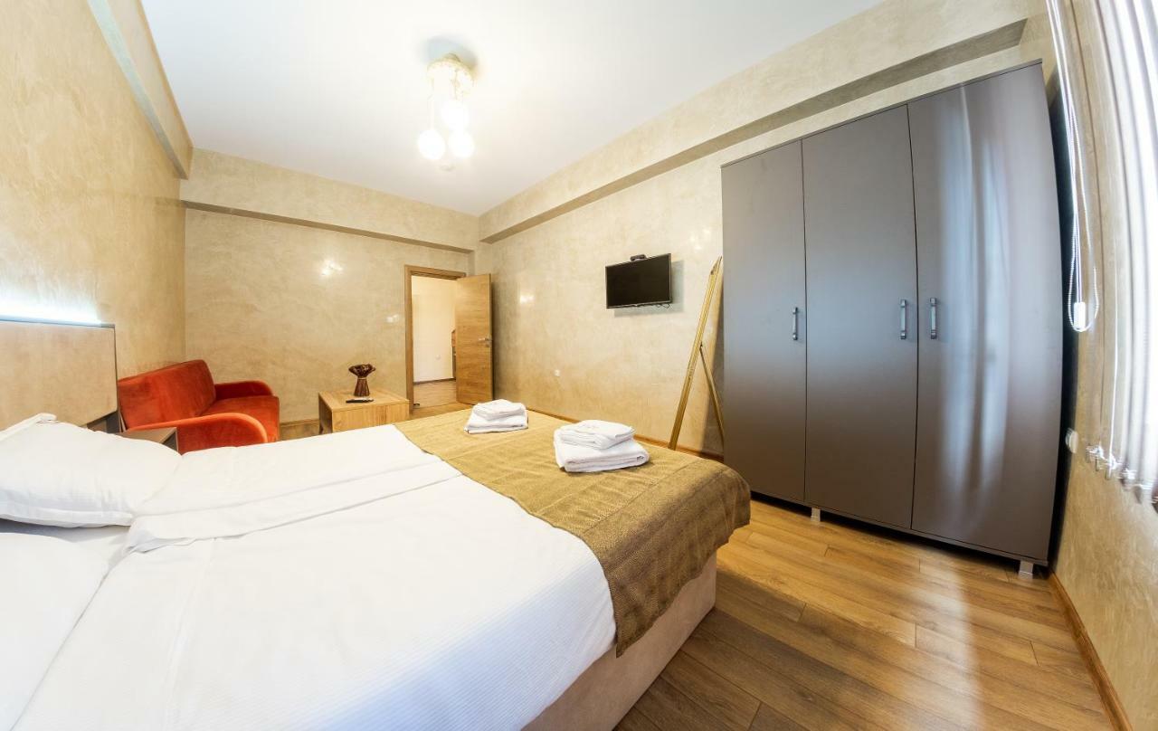 Sofia Crown Life Apartment Экстерьер фото